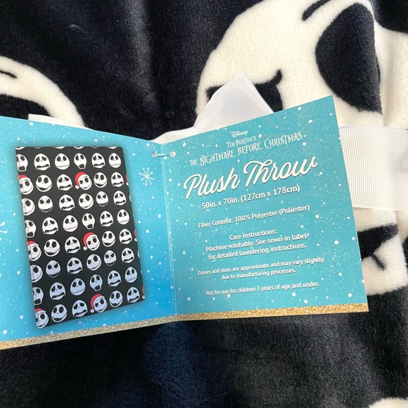 New Tim Burton’s Nightmare Before Santa Jack Skellington Plush Blanket Throw - Picture 6 of 6